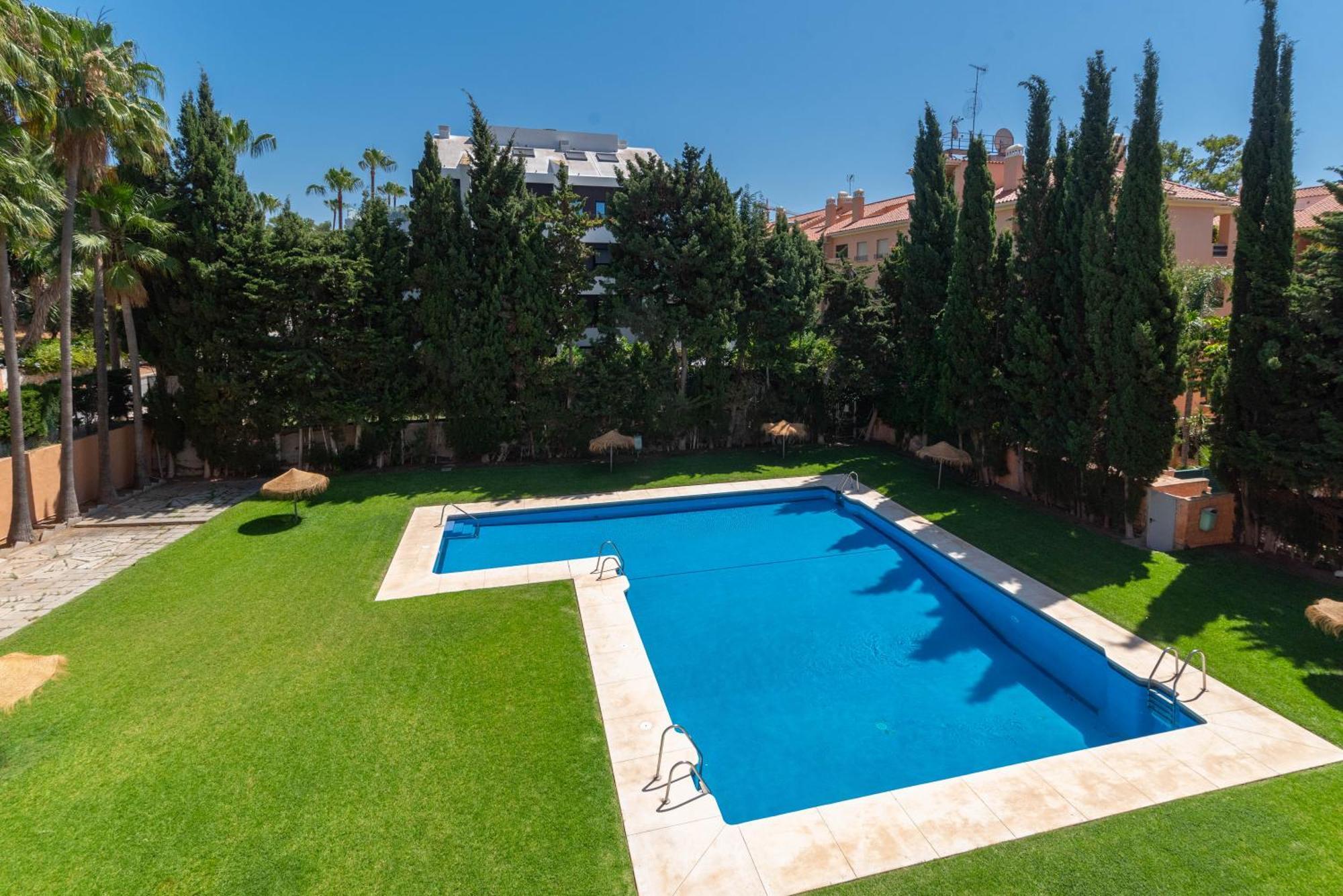 Cabopino Duplex, Swimming Pool, Beach 5Min Away, Chill Out Terrace And High-Speed Wifi Marbella Exteriör bild